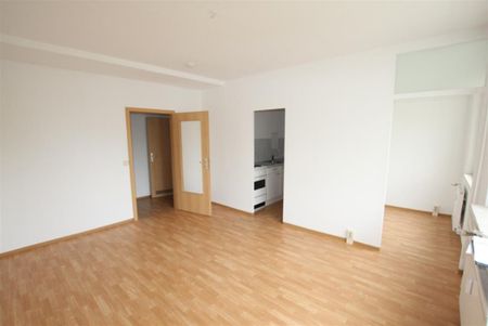 Wunderschöne ruhige 1-Raumwohnung mit Aufzug erreichbar - Photo 3