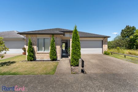 39 Scoria Close, Pyes Pa - Photo 2