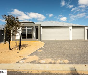 Newly built 3 x 2 dual home in sort after location - Photo 1