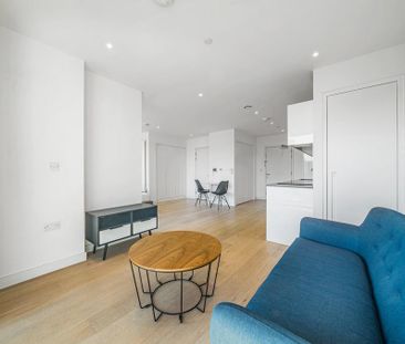 Studio to rent - Photo 1
