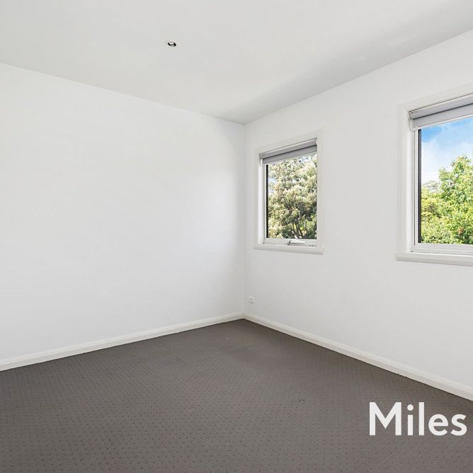 3/8 Station Road, Rosanna - Photo 1