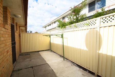 Coffs Harbour, 3/25 San Francisco Avenue - Photo 2