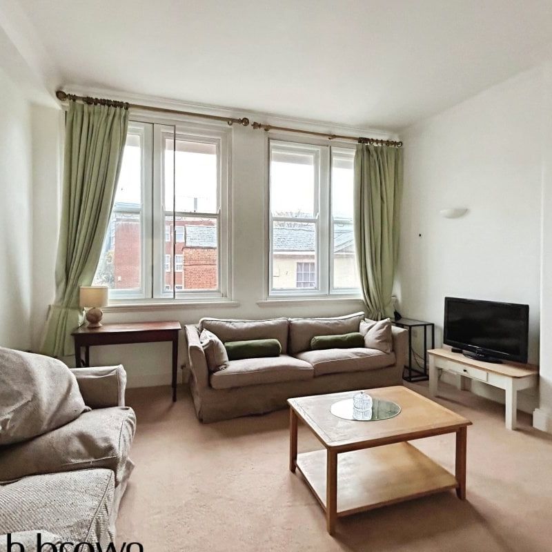 Museum Street - Photo 1