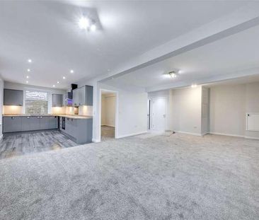 Burnley Road East, Waterfoot, Rossendale, BB4 - Photo 3