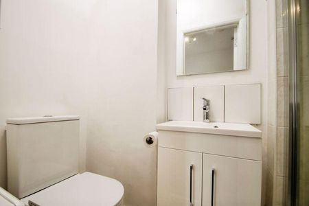 Studio to rent - Photo 5