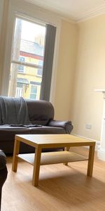 8 Bed Terraced House, Hawarden Avenue, L17 - Photo 4