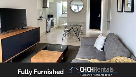 FULLY FURNISHED STYLISHLY PRESENTED CITY TOWNHOUSE! - Photo 3