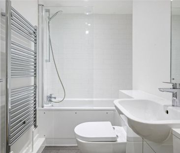 1 bedroom penthouse to rent - Photo 6