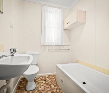 3-Bedroom Home in Lethbridge Park - Photo 4