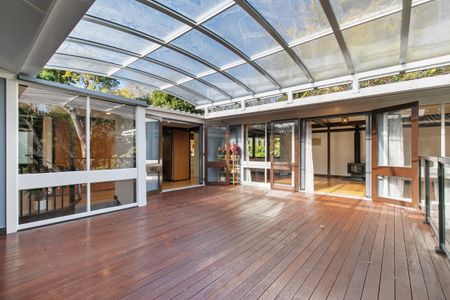 Spacious Renovated Family Home - Photo 2