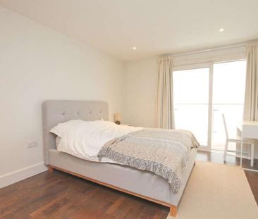 Kingston Riverside, KT2 - Photo 1