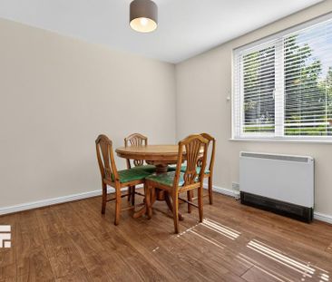 3 bedroom apartment to rent - Photo 3