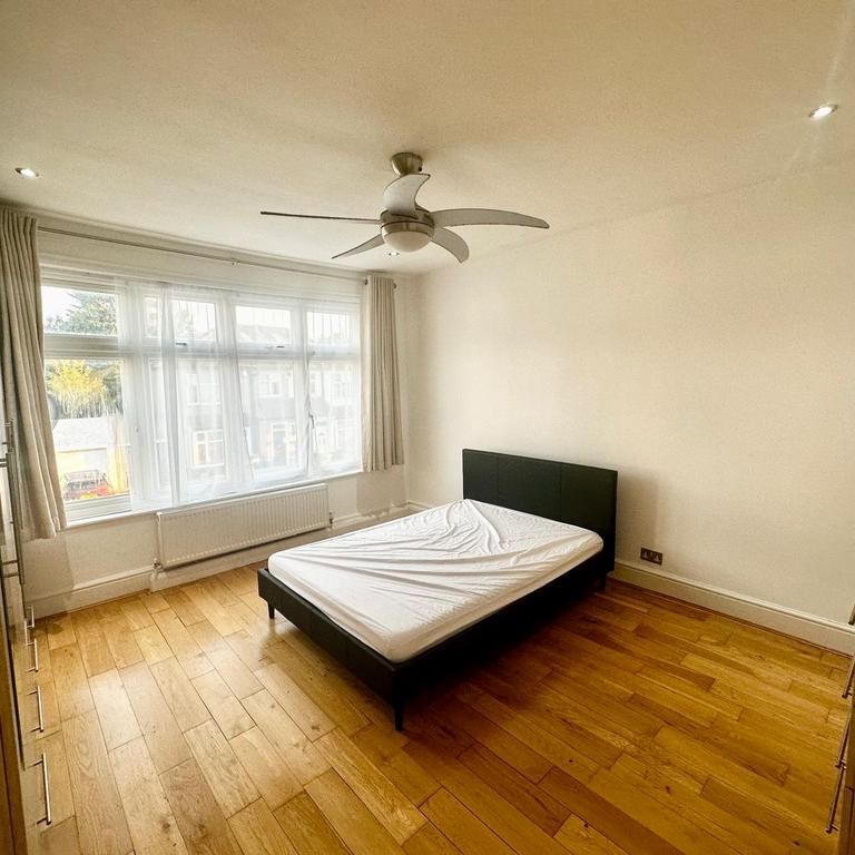 5 bedroom semi-detached house to rent - Photo 1
