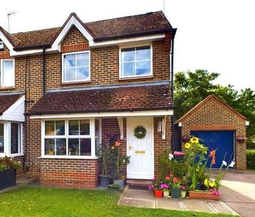 Tillotson Close, Maidenbower, Crawley, West Sussex, RH10 - Photo 6