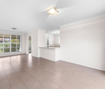 Charming 3-Bedroom, 2-Bathroom Home in Prestigious Applecross! - Photo 1