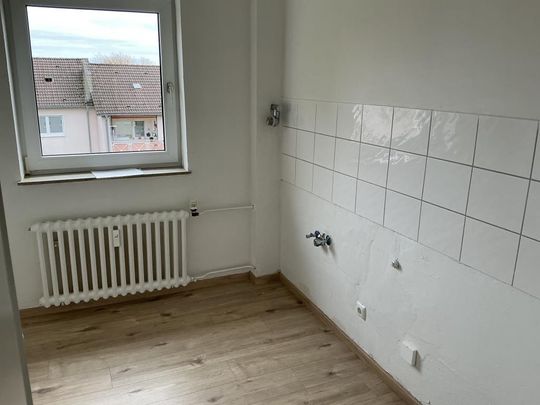 Tolle 3-Zimmer-Wohnung mit Balkon und neuem Tageslichtbadezimmer in Lüdenscheid Buckesfeld - Photo 1