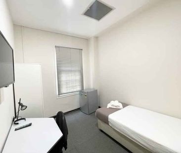 Room 22 (Non Ensuite) - Photo 4