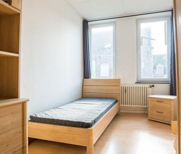 Appartement te huur in Hannut voor € 790 met 2 slaapkamers - Photo 3