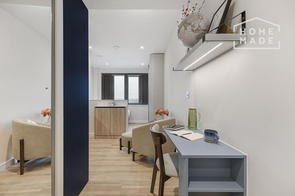 Studio to rent - Photo 1