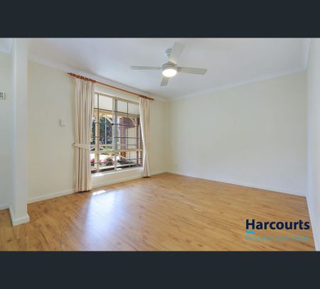 15 Grasmere Court, Brentwood, WA 6153 - Photo 3