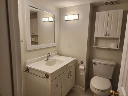 For Lease - 123 Ravenscroft Road, Ajax, Ontario - Photo 4