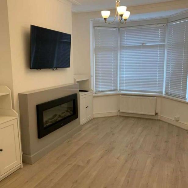 Ivydale Road, Mossley Hill, Liverpool, Merseyside, L18 - Photo 1