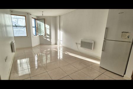 2 Bed Flat, Barleyfields, BS2 - Photo 4