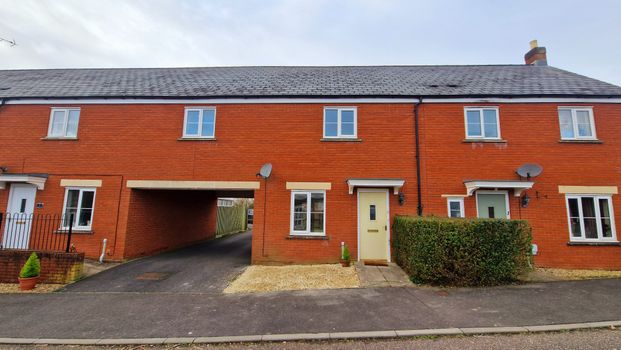 3 bed terraced house to rent in Riverside, Hemyock - Photo 1