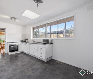 Spacious Family Living - Photo 6