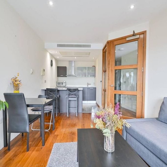 1 bedroom flat to rent - Photo 1