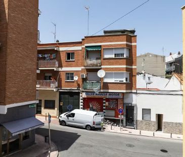 Calle Real Vieja, Alcobendas, Community of Madrid 28100 - Photo 2