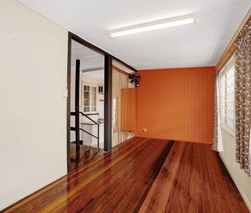 Charming 2-Bedroom Home in the Heart of Mundingburra - Photo 1