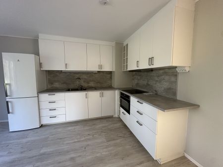 Ljusviksvägen, Kvissleby - Photo 4