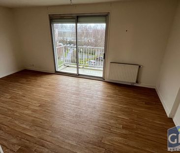 Location Appartement 3 pièces 75m² - Photo 2