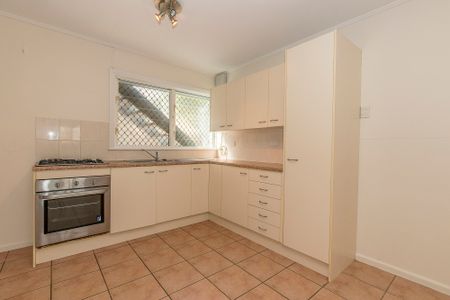 2/24 Hale Street, Townsville City QLD 4810 - Apartment For Rent | Domain - Photo 4