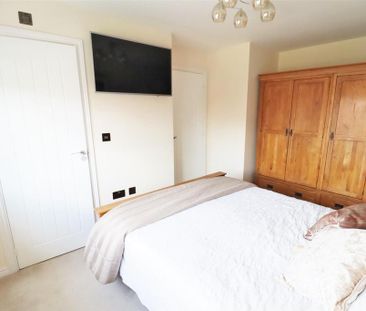 3 bedroom detached house to rent - Photo 6