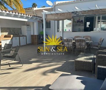 VILLA WITH 2 BEDROOMS IN LA NUCIA, ALICANTE - Photo 5