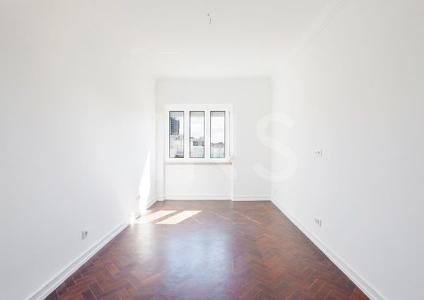 Apartamento T3 em Lisboa