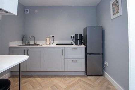 1 bedroom detached house to rent - Photo 2