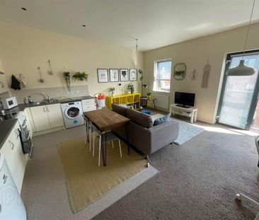 Skainos Square, 206 Skainos Apartments, Newtownards Road, Belfast, ... - Photo 1