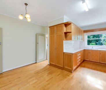 Spacious home offering comfort & convenience - Photo 6