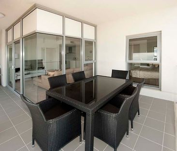 2105/237 Adelaide Terrace, PERTH WA 6000 - Photo 4