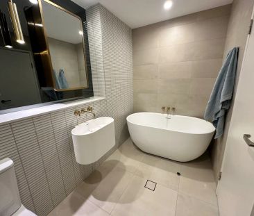 “Brand New Apartment with Superb Views to Botany Bay and City” - Photo 2