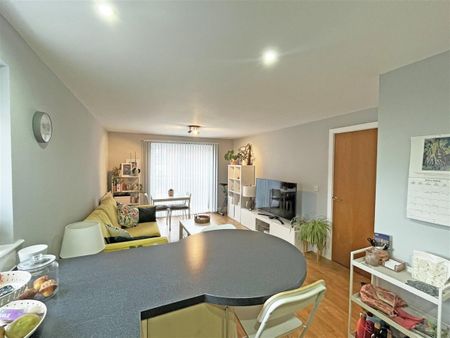 1 bedroom Apartment to rent - Photo 3