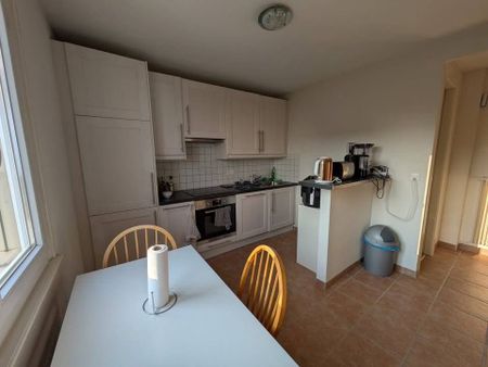 Appartement 2 pièces à St-Légier - Habitat de 2.0 pièces au rez-de-chaussée - Foto 2