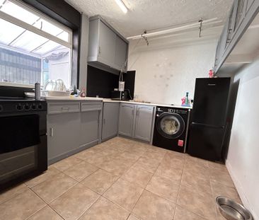 Newstead Terrace, Pontefract, Fitzwilliam - Photo 2