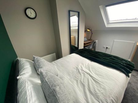 Beechwood Crescent (room 5), Burley, Leeds - Photo 3