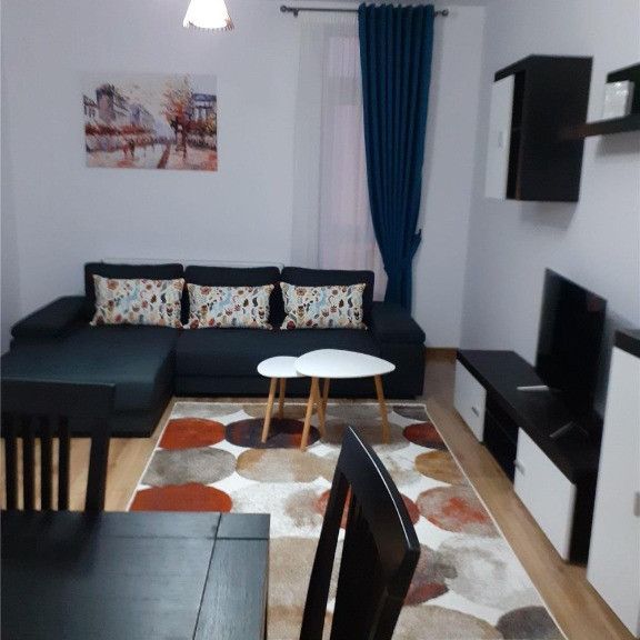 3 camere situat in zona Centrului - Photo 1