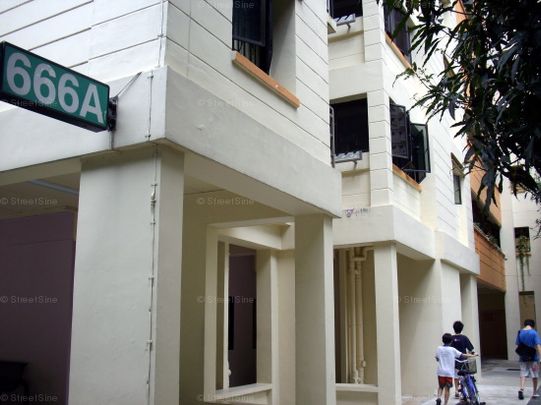 Blk 666A Jurong West Street 65 (Jurong West), HDB Executive - For Rent - Photo 1