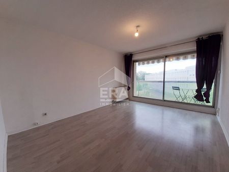 LOCATION PAU CENTRE : Appartement T3 de 61m² avec garage et balcon - Photo 4